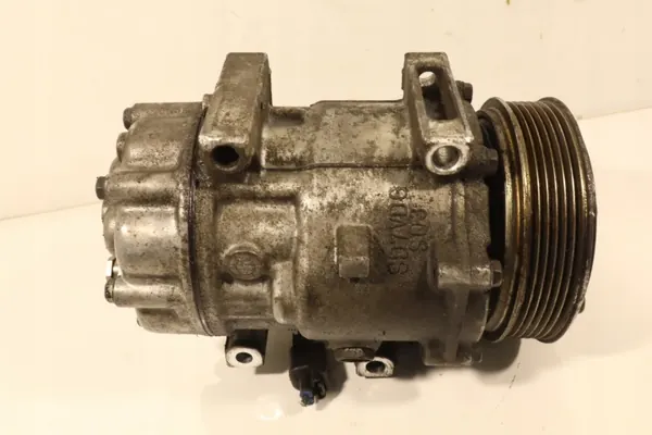 Ford Focus A/C Compressor 2.0 TDCi 2005 OEM 3M5H-19D629-DC image 2