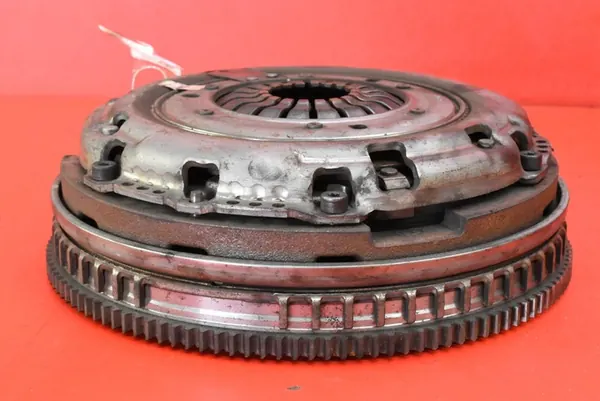 Volante de Dupla Massa Volvo S40 II D3 2.0 2016-2020 image 5