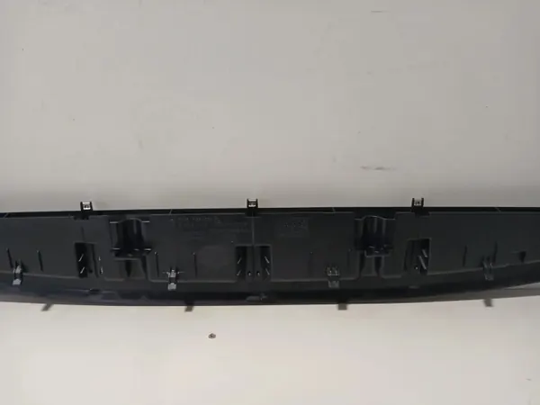 BMW 5 G30 instrumentbräda luftgallergrill OEM 7384524 image 7