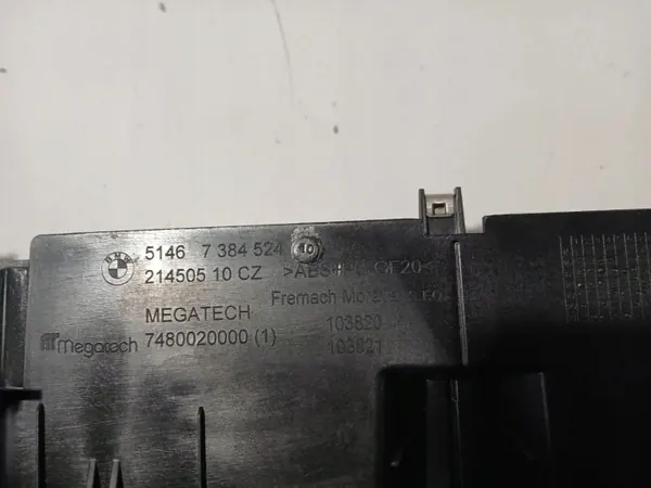 BMW 5 G30 instrumentbräda luftgallergrill OEM 7384524 image 9