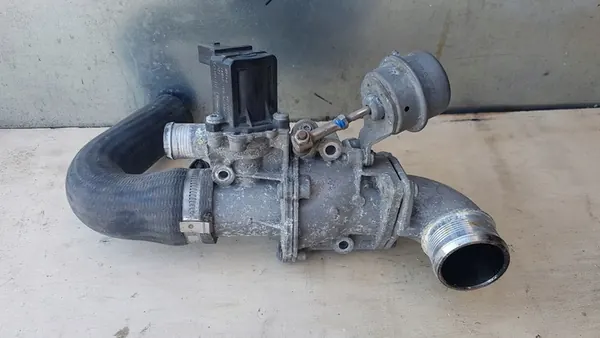 Válvula EGR 3.0 Land Rover Discovery IV image 5