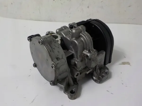 Opel Oljepump OEM 55573786 för Astra J 1.6 CDTI image 3