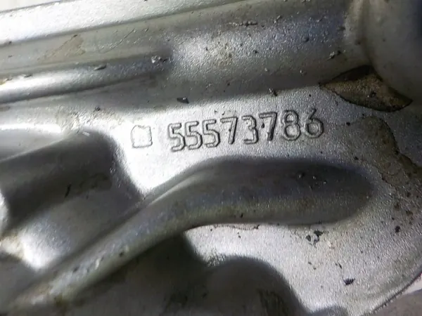 Opel Oljepump OEM 55573786 för Astra J 1.6 CDTI image 4