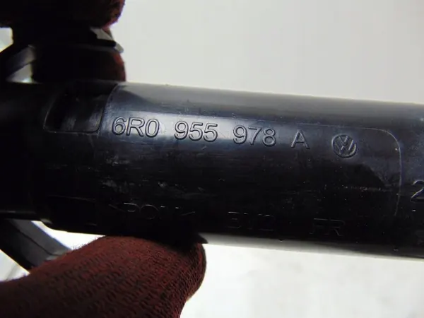 Scheinwerferreiniger links vorne OEM 6R0955978A VW Polo V image 6