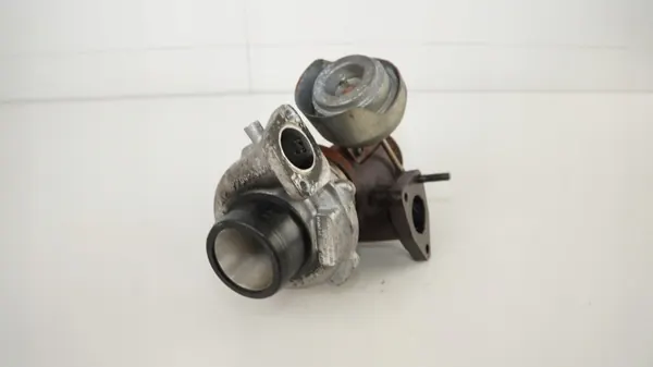 Turboahdin OEM 55581460 Opel Insignia A 2.0 CDTI:lle image 2