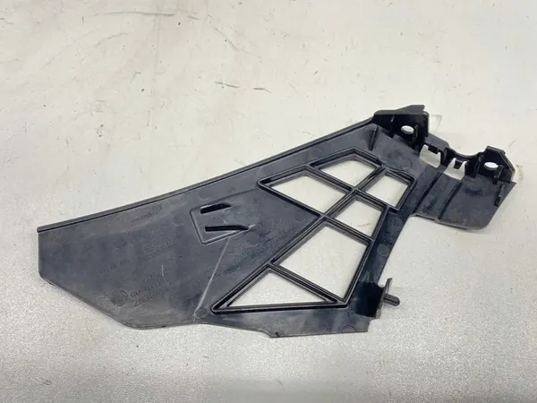 Mercedes A-Klass W177 Stötfångarslides Höger Fram A1778851800 image 3