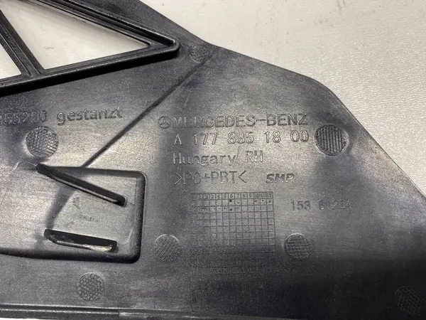 Mercedes A-Klass W177 Stötfångarslides Höger Fram A1778851800 image 6