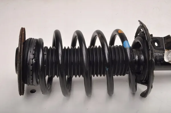 VOLVO XC60 I 2.0 D3/D4 McPherson Sinistro Anteriore 31340476 image 2