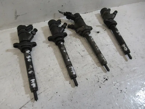 Conjunto de injetores Volvo V50 image 3