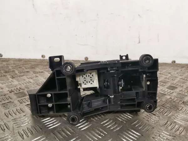 Lexus NX Schalthebel OEM 75C995 - Gebrauchter Zustand image 3