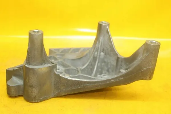 Engine Mount VW Golf V Skoda Audi Seat BKC 03G199207A image 8