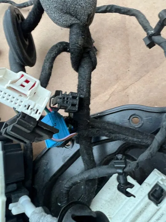 Linker deur slotassemblage AUDI A8 S8 D5 OEM image 10