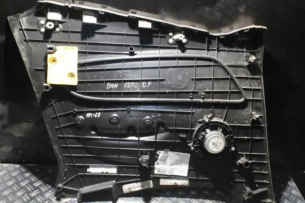 BMW 1 Türverkleidung Rechts Hinten 2008 51436962109 image 4