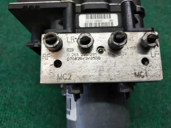 Pompe ABS OEM 517896790 pour Fiat Bravo II image 7