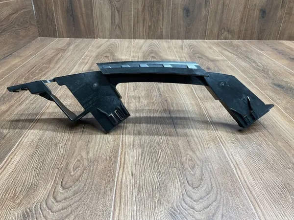 Oikea ajovalosuojus OEM 9Y0807572B Porsche Cayennelle image 2