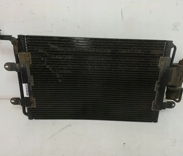 Ilmastointijäähdytin Volkswagen Golf image 2