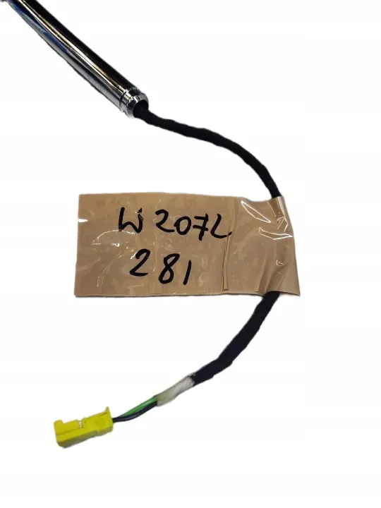 OEM W207 LIFT Kopfstütze Vordersitz Leder image 9