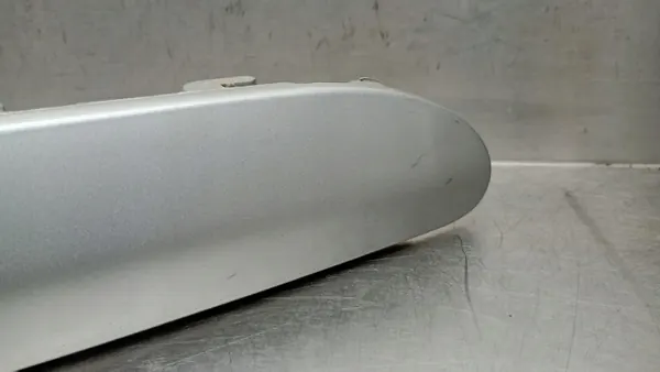 Voorrechter bumperstrip OEM 2038854421 Mercedes image 6
