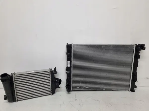 Condenseur AC OEM 92100-5FA0A-C pour Renault Clio/Captur image 2