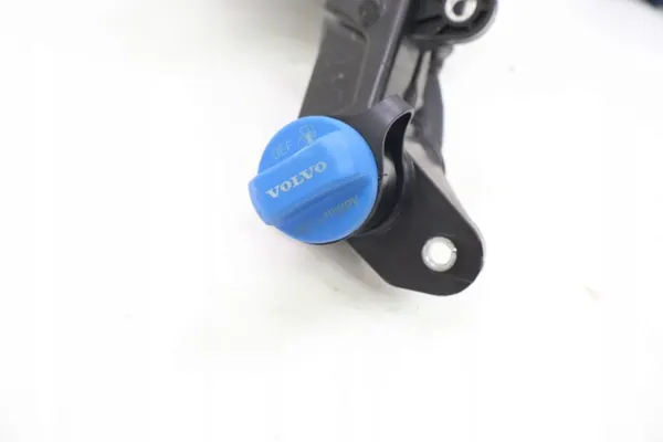 Volvo V60 II AdBlue-säiliö OEM 31405814, 31669394 image 4