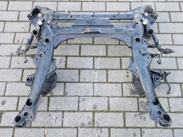 BMW 4 F32 14-17 2.0 Diesel X-Drive Suspension Avant image 4