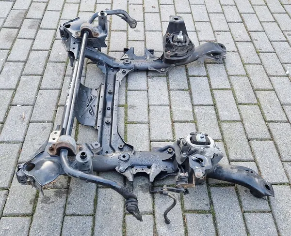 BMW 4 F32 14-17 2.0 Diesel X-Drive Suspension Avant image 6