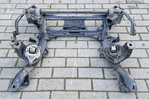 BMW 4 F32 14-17 2.0 Diesel X-Drive Suspension Avant image 7