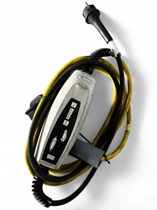 BMW i3 Batteriladdare OEM 294203019XX - Begagnad image 2