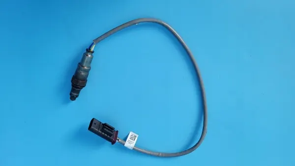 Sonde Lambda BMW 8686978 pour X1 U11 sDrive18i image 2