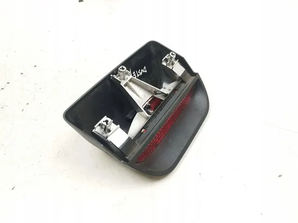 Luz de freio traseira Dacia Duster image 4