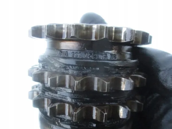 Pignon de distribution OEM A1110520503 Mercedes 2.0-2.3L image 3