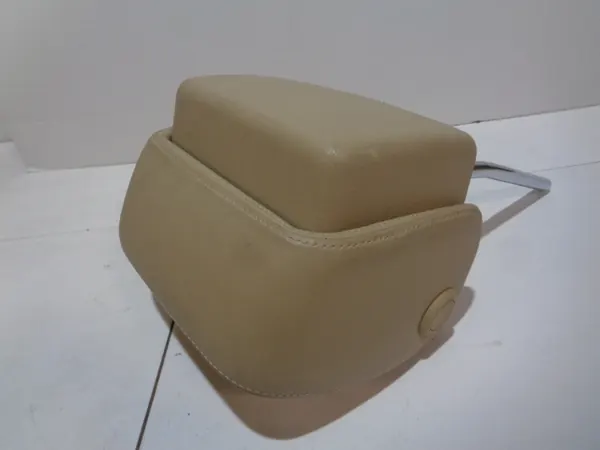 Encosto de cabeça dianteiro Audi A6 C7 11-15 Bege OEM image 9