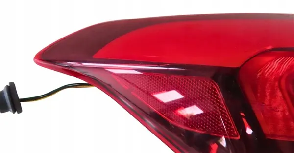 Lámpara Trasera Izquierda Hyundai i20 II 2014-2020 image 4