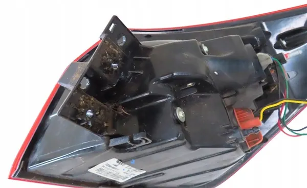 Lámpara Trasera Izquierda Hyundai i20 II 2014-2020 image 6