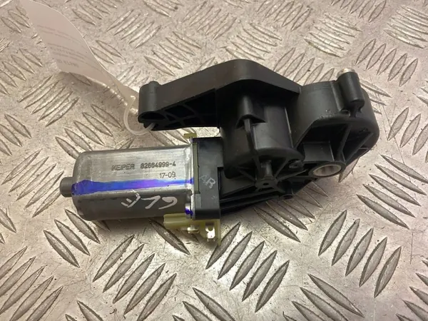 Sätesjusteringsmotor OEM 826649994 för Mercedes GLE AMG image 3