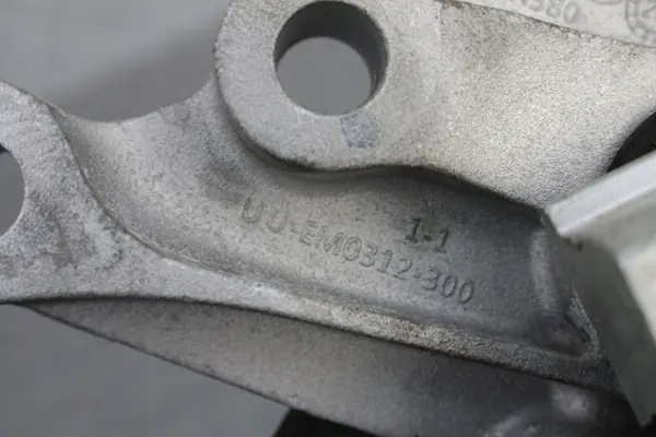 Soporte motor inferior OEM 10861269HSII para MG HS image 10