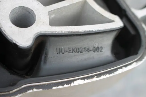 Soporte motor inferior OEM 10861269HSII para MG HS image 9