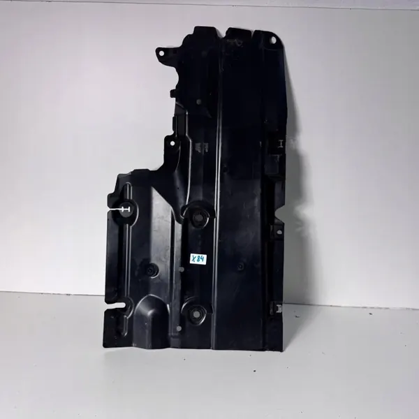 Protector de chasis Dacia OE JPF748141818R - Usado image 2