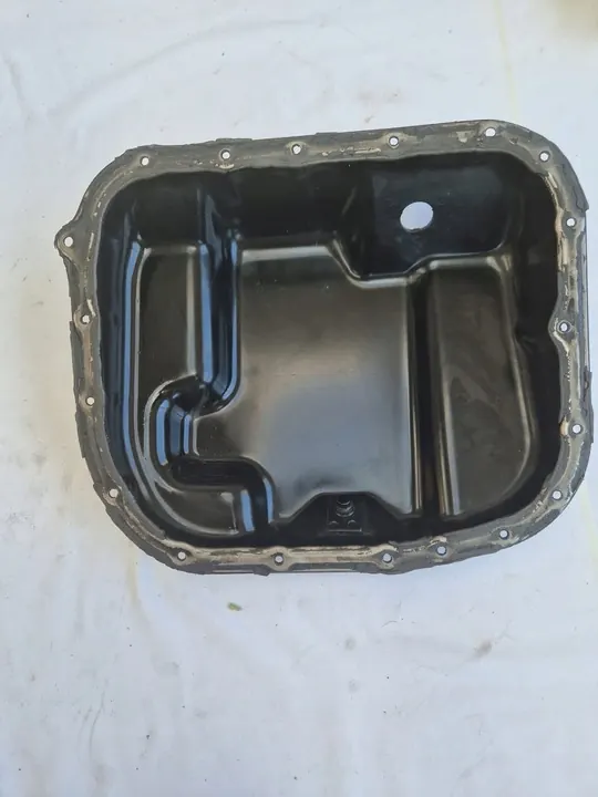 Oljepanna Toyota RAV4 IV 2013-2018 image 2