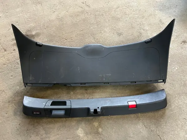 MERCEDES GLA LIFT 17-19 W156 X156 REVESTIMENTO DO PORTA-MALAS image 1