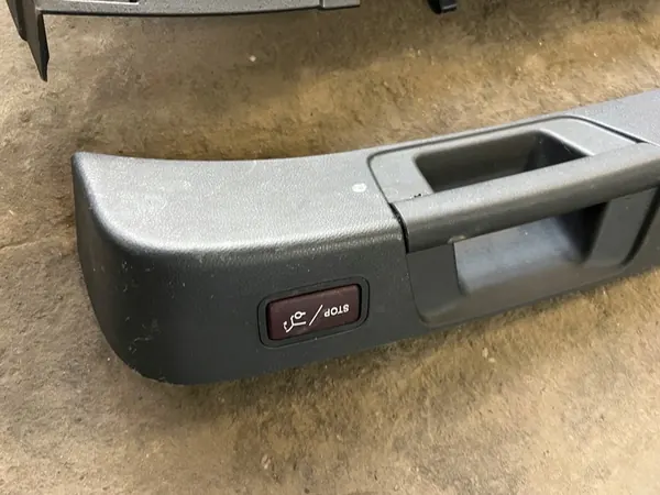 MERCEDES GLA LIFT 17-19 W156 X156 REVESTIMENTO DO PORTA-MALAS image 2