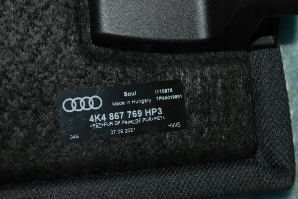Estante de maletero Audi A7 4K8 OEM 4K8867769 - Usado image 6