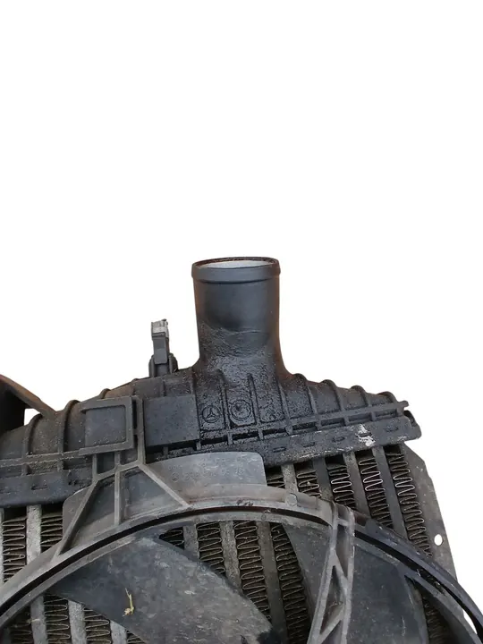 Intercooler Mercedes Vito W638 2.2 CDI image 3