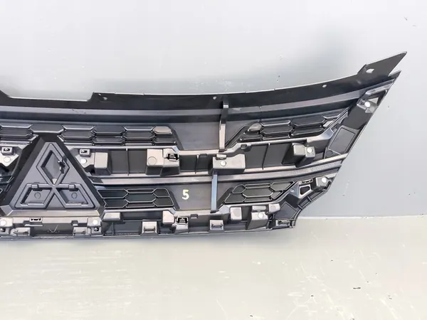 Mitsubishi Outlander 2020 Front Grill 7450B399 image 10