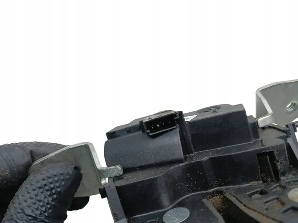 Trunk Lock Actuator Mercedes C W204 Kombi A2047400435 image 5
