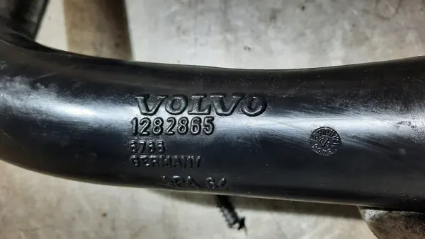 Tubería de intercooler Volvo V70 II 2.3T image 3