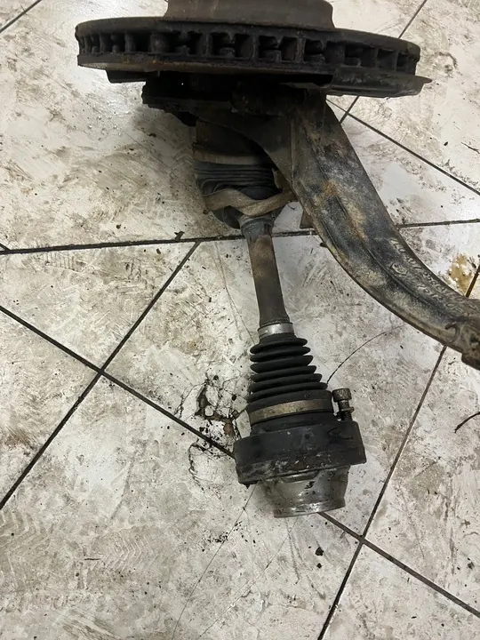 VW Touareg Audi Q7 Mozzo sterzo anteriore destro OEM image 4