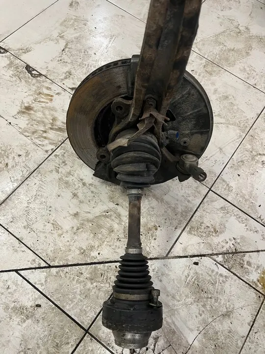 VW Touareg Audi Q7 Mozzo sterzo anteriore destro OEM image 5