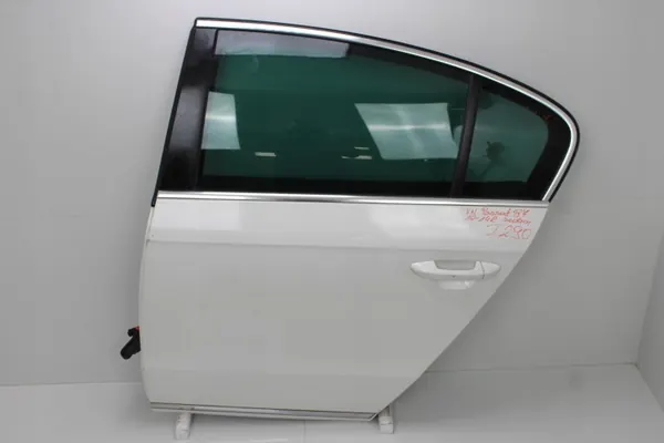 Puerta trasera izquierda OEM 360213922 para VW Passat B7 image 2