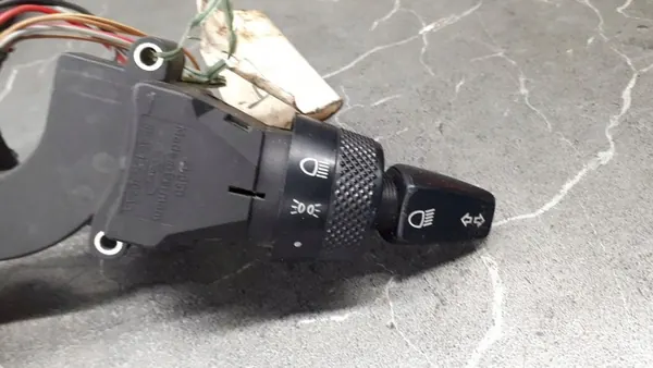 Lichtschakelaar Ford Escort MK4 88R OEM 86AG13B302AA image 2